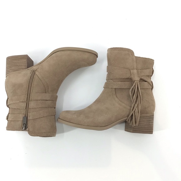 Kookaburra by UGG Kenz Western Suede Tassel Ankle Boot - Picture 6 of 13